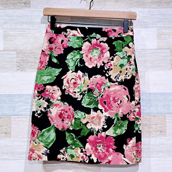 Talbots Floral Pencil Skirt Stretch Cotton Lined Career Work Womens 2P 2 Petite - Picture 2 of 7